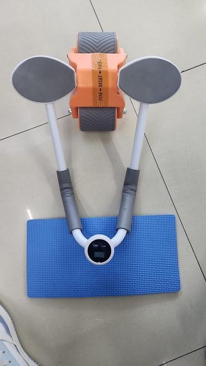 CoreBurner™ Ab Roller Pro – Full Body Home Workout Roller with Resistance & Knee Mat