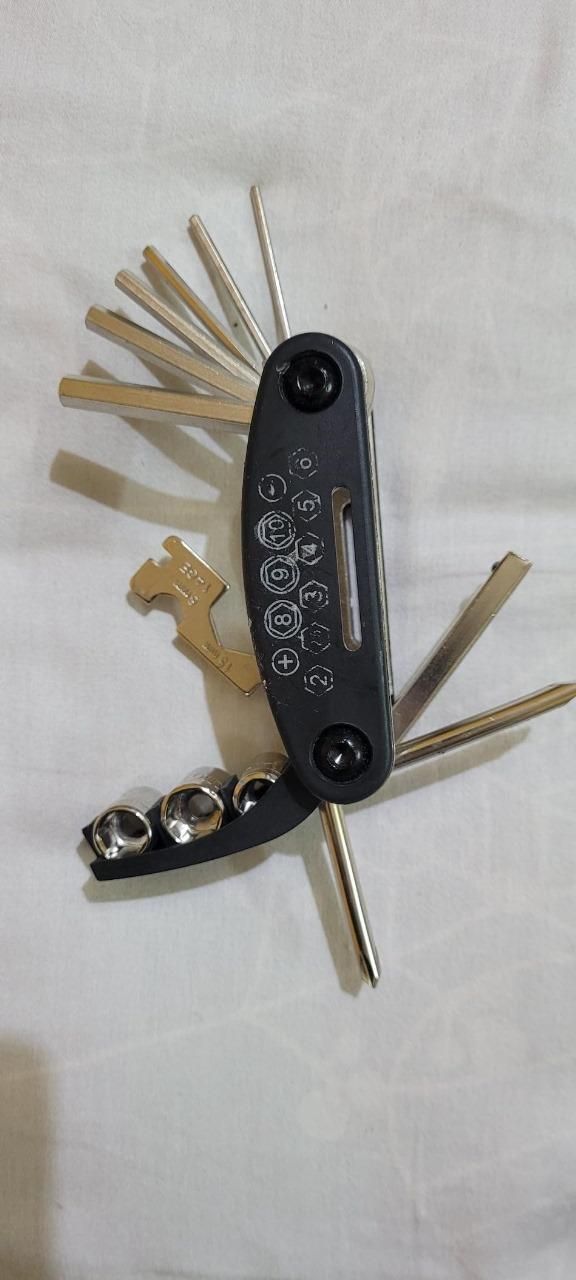 FixMaster™ 16-in-1 Multi-Purpose Key Spoke Wrench & Repair Tool Kit