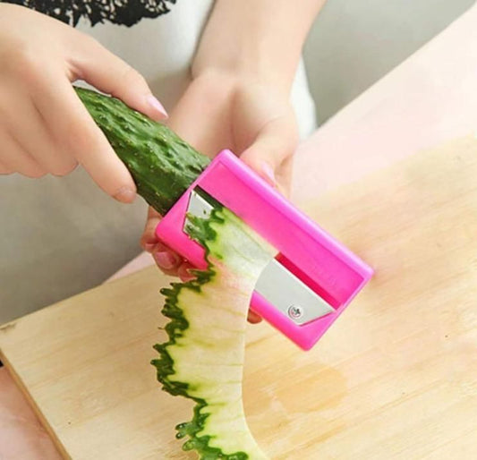 SharpPeel™ Carrot & Cucumber Sharpener Peeler – Fun & Efficient Kitchen Tool
