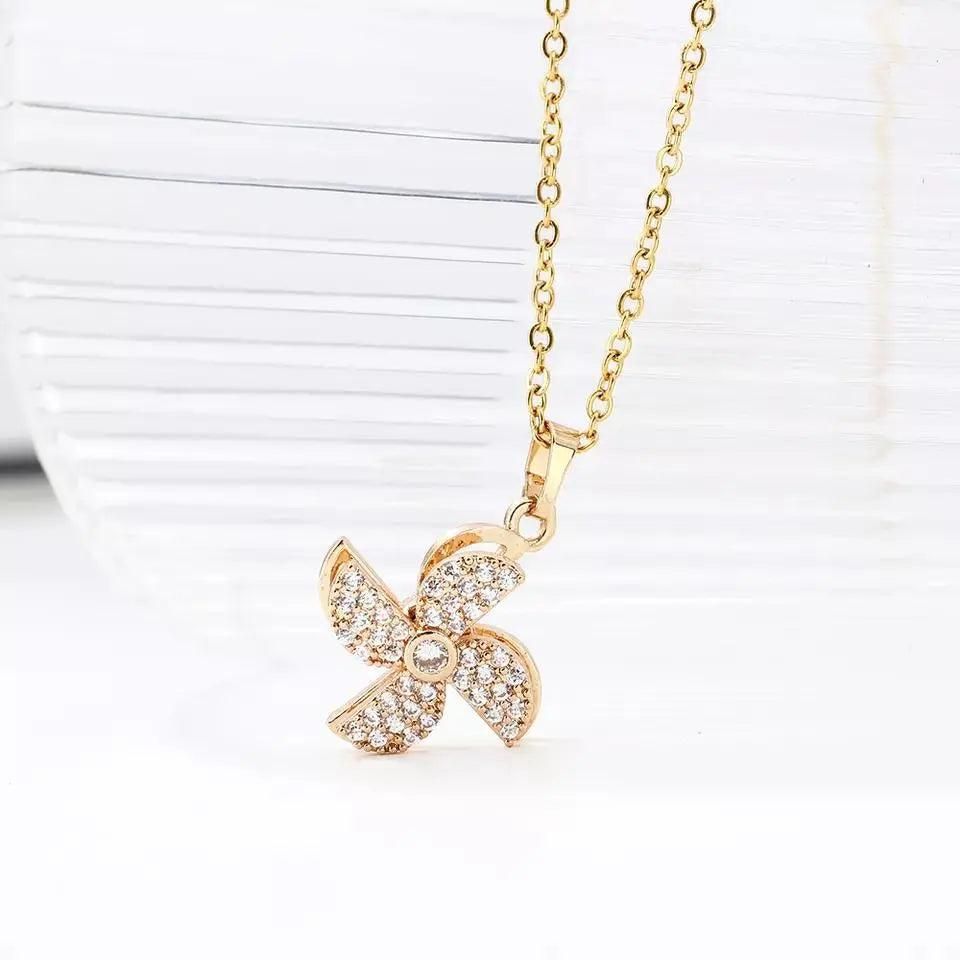 TwirlBloom™ Rotating Flower Necklace – A Stunning, Elegant Must-Have