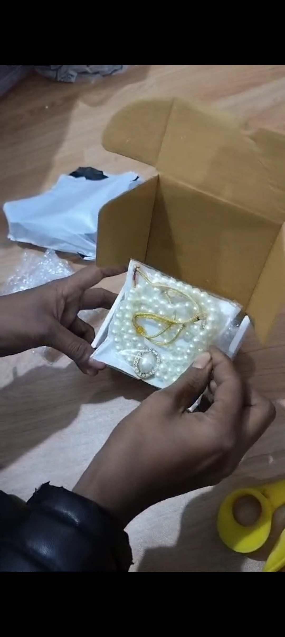Elegant Artificial Pearl Necklace