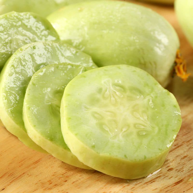GoldenBloom™ Hybrid Cucumber Seeds – High Yield, Sweet & Nutritious